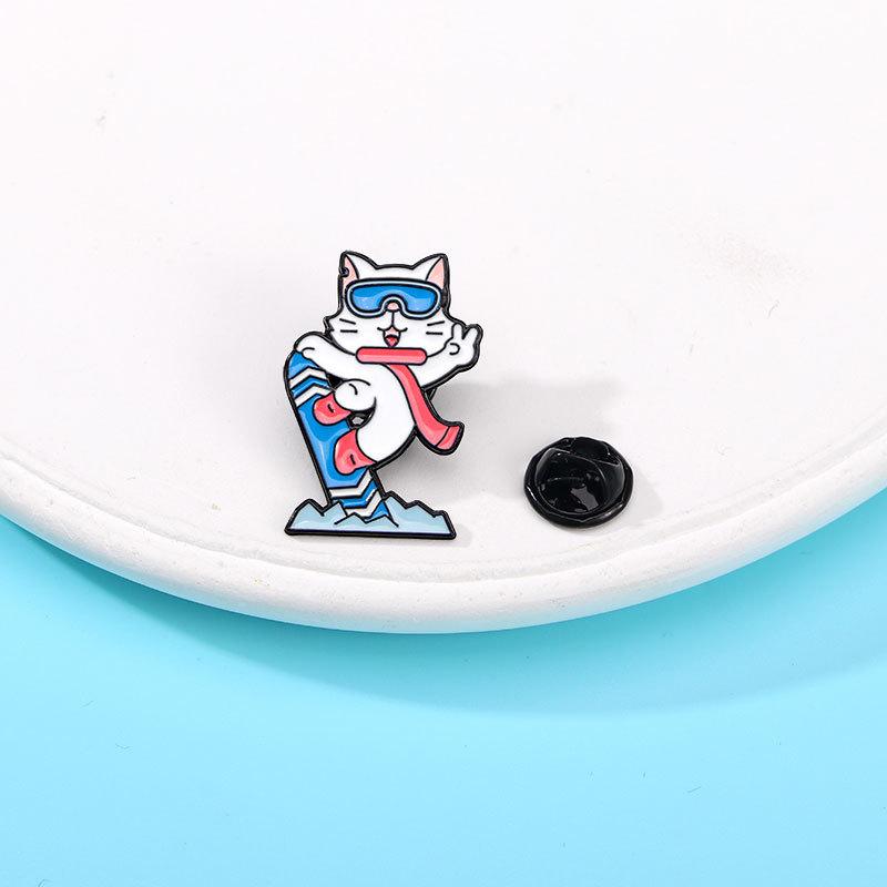 Ski Series Brooch Cartoon Cute Little Animal Penguin Polar Bear Metal Badge Oil Drip Alloy Bag Button Pin