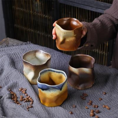 Kreativ kaffekopp Personlig uregelmessig retro krus Japansk grov keramikk kopp Husholdnings multifunksjonell keramisk tekopp