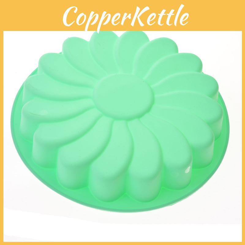 Premium Silicone Round Flower Cake Mould For Delicious Cakes And Confections