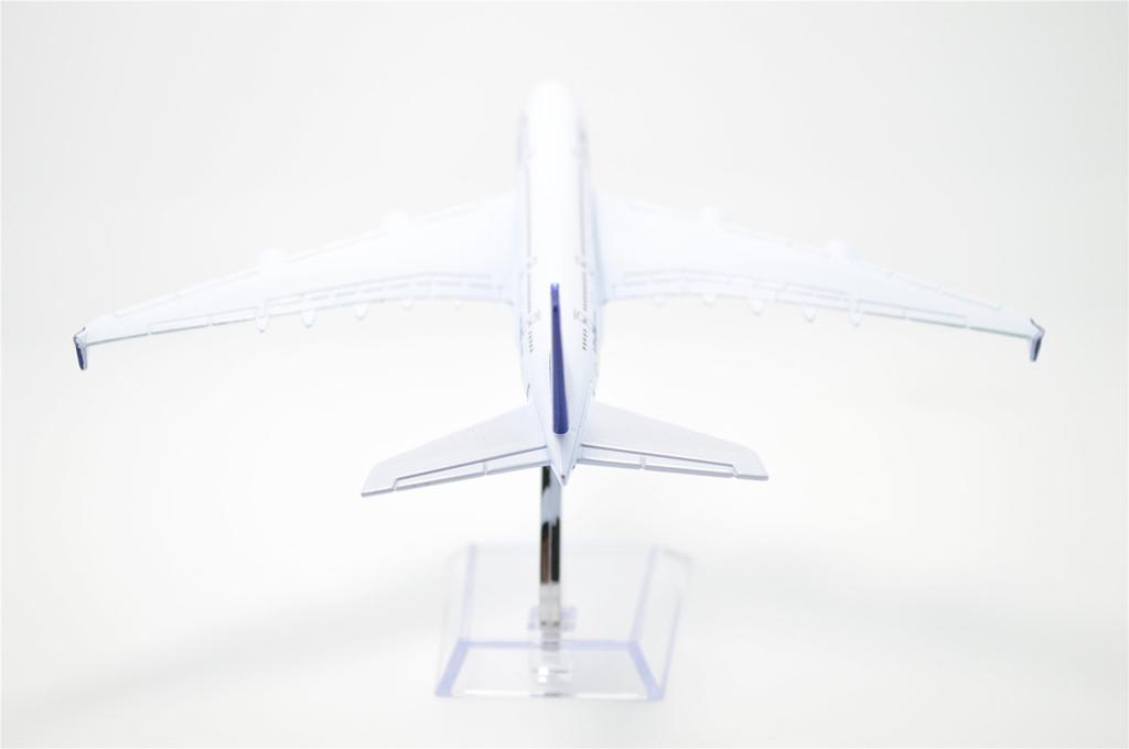 TANG DYNASTY 1/400 16cm Lufthansa Airlines Airbus A380 Alloy Airplane Model Toy