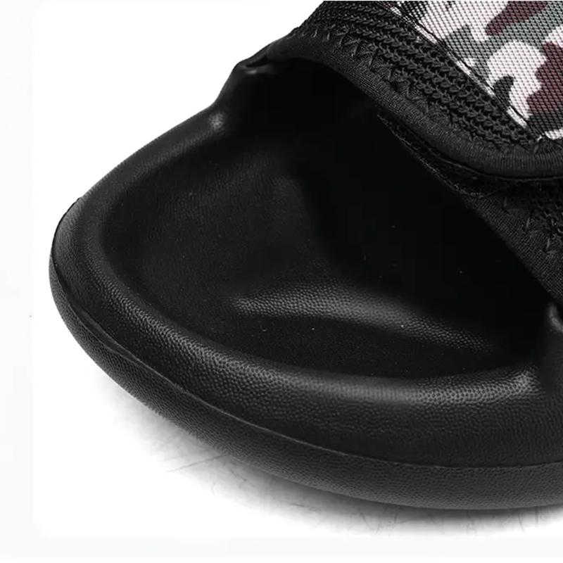 Summer Men Sandals Casual Slippers Waterproof Oilproof Nurse Chef Shoes Breathable Lightweight Garden Sandals Beach Aqua Shoes