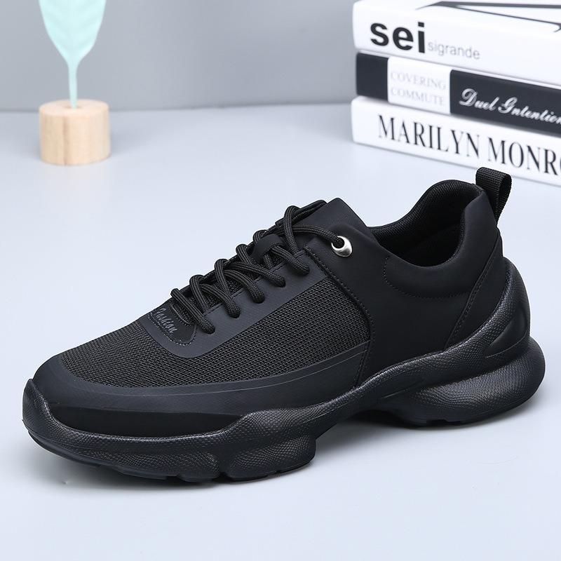 Summer New Mesh Breathable Outdoor Hiking Shoes Men's Wear-resistant and Lightweight Casual Walking Sports Shoes