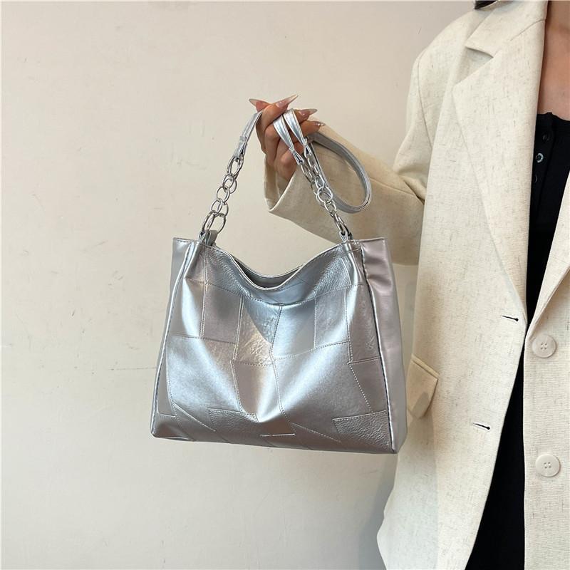 Fashionable Urban Style Pu Tote Bag For Women Summer 2024 Large Capacity Handbag