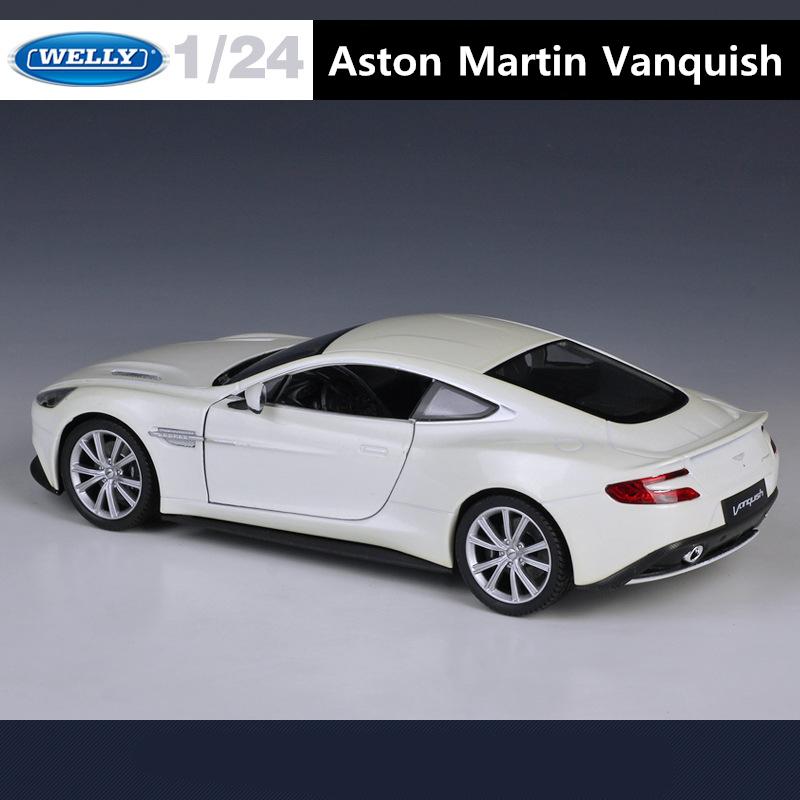 WELLY 1/24 Aston Martin VANQUISH Coupe Alloy Sports Car Model Diecasts Metal Racing Car Vehicles Model Simulation Kids Toys Gift