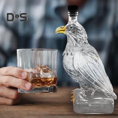 350ml láhev na whisky ve tvaru orla, skleněná láhev na víno s motivem orla, bytová dekorace, dárek na kolaudační párty