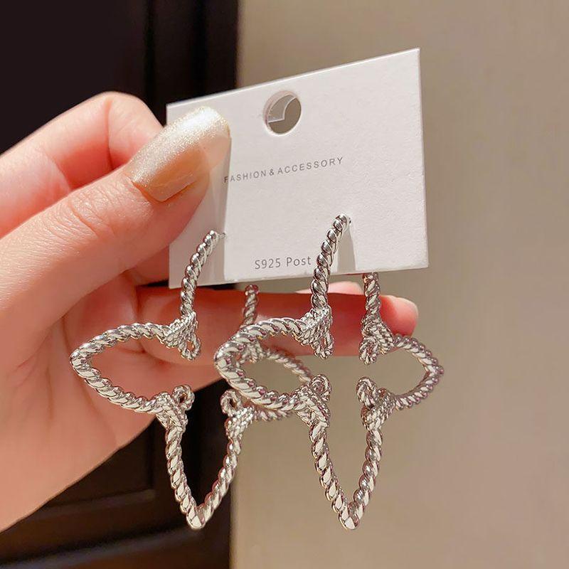 Zhong Chuxi Same Style French Hollow Flower Earrings for Women Fashion Style Exaggerated Fancy Niche Style 18K Golden Earrings Silver