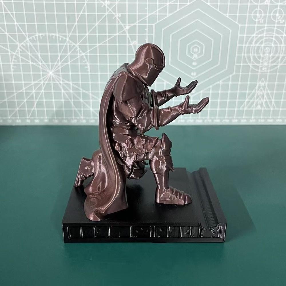 Creative Knight Decoration Funny Desktop Accessory Exquisite Pen Holder  Birthday Gift