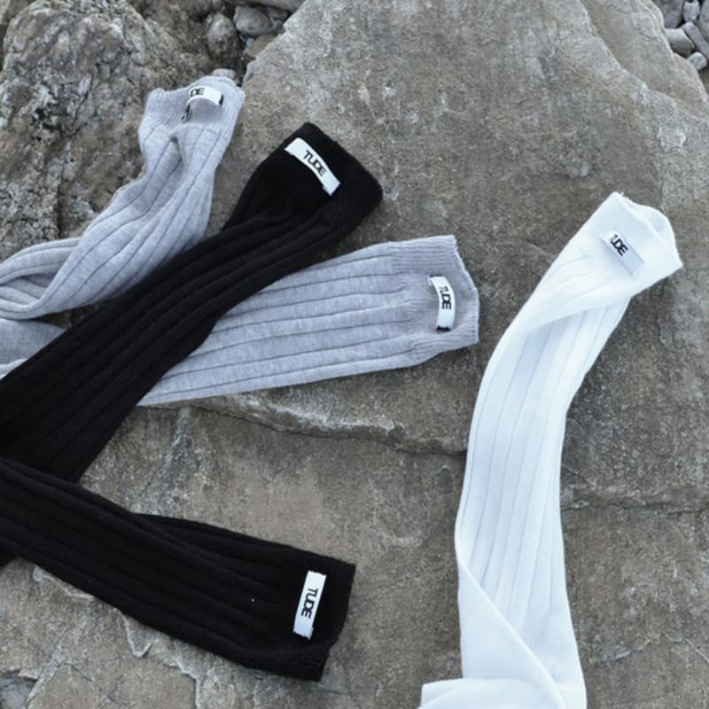 TUDE LOGO SOCKS GREY