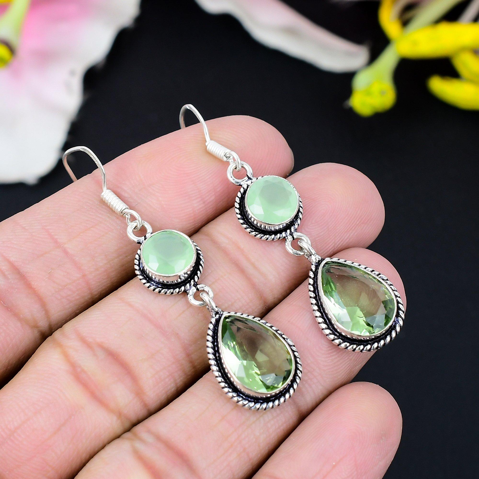 

Tsavorite, Chalcedony Gemstone Handmade 925 Sterling Silver Earring 2.56 KG-421
