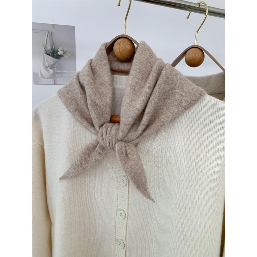 Wool Temperament, Anti-aging Triangle Scarf, Knitted Small Shawl for Women in Autumn and Winter, Versatile Korean Version, Knotted and Shoulder Worn