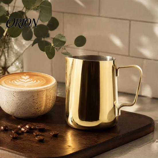 Coffee Drink Decoration Pitcher Stainless Steel Milk Frothing Pitcher, Professional Latte Art Cup with Durable 304 Measurement Scale, Dripless