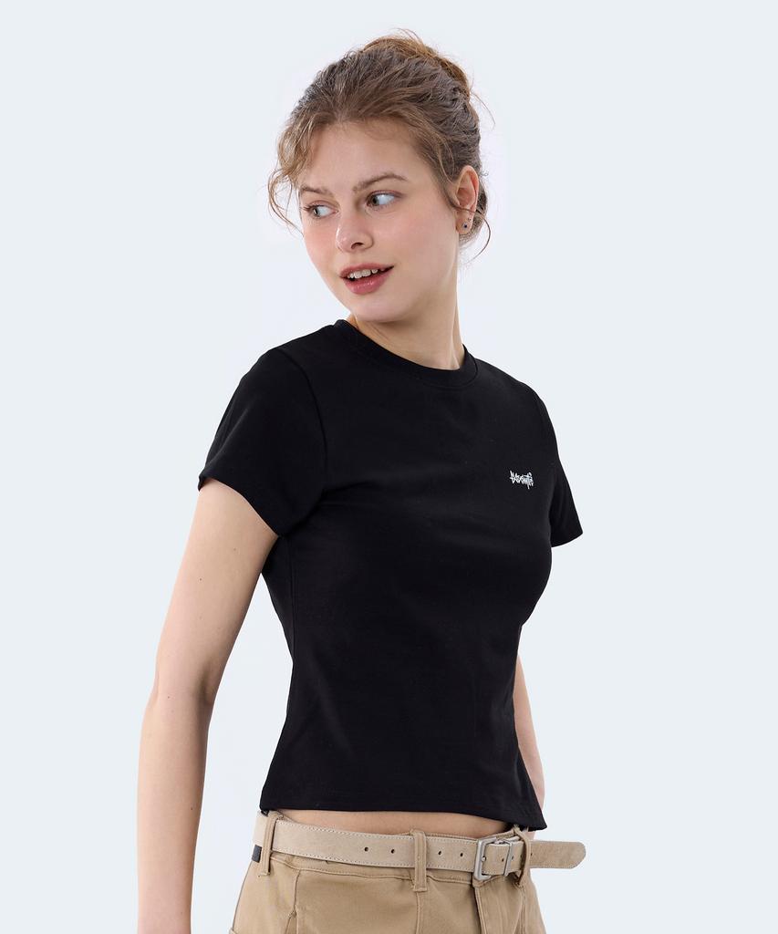 Yosemiti Small Logo Slim Fit Short Sleeve T-Shirt Black Yt-3Y17