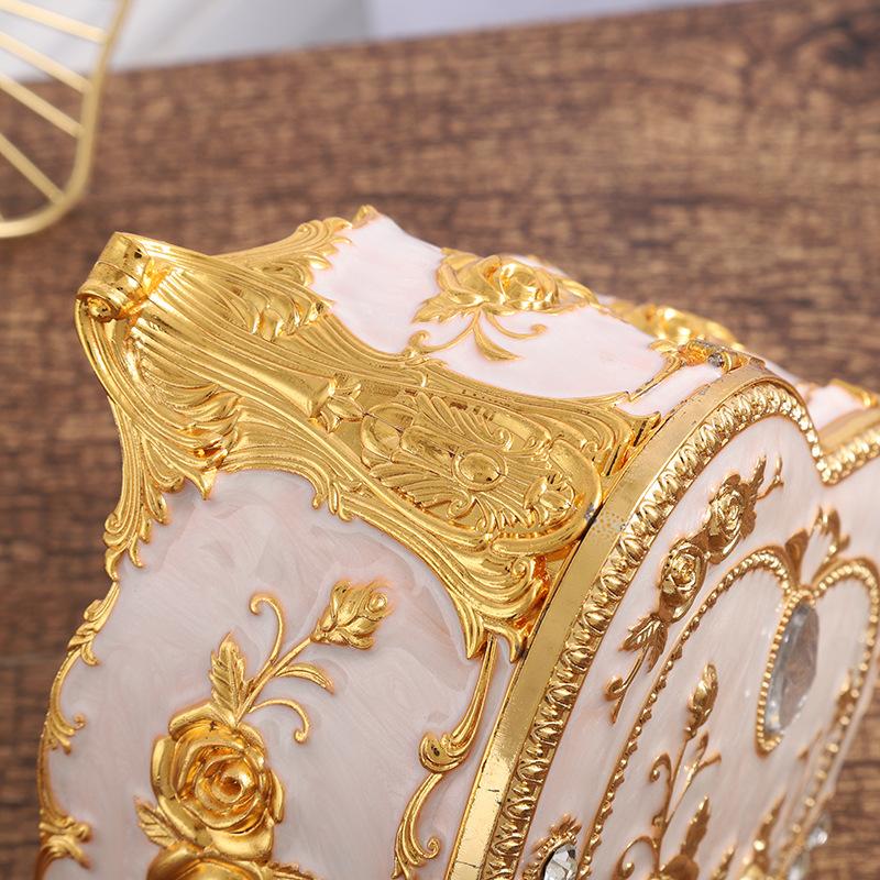 Scatola porta anelli in stile nordico di lusso leggero Scatola portagioie a forma di cuore squisita Stile con coperchio a ribalta con specchio Gioielli Collana