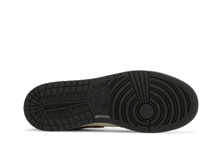 Jordan 1 Low Mocha (GS) Sneakers