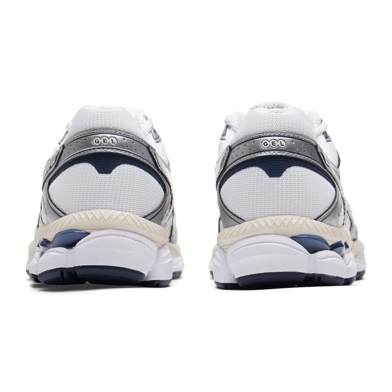 Asics Gel Cumulus 16 White Midnight Unisex Sneakers 1203A733-103