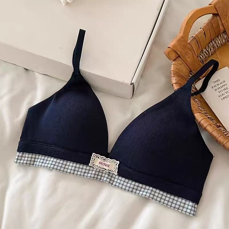 Plaid splicing polka dot thin triangular cup without steel ring to gather small breasts, double breasts, anti-sagging bra set