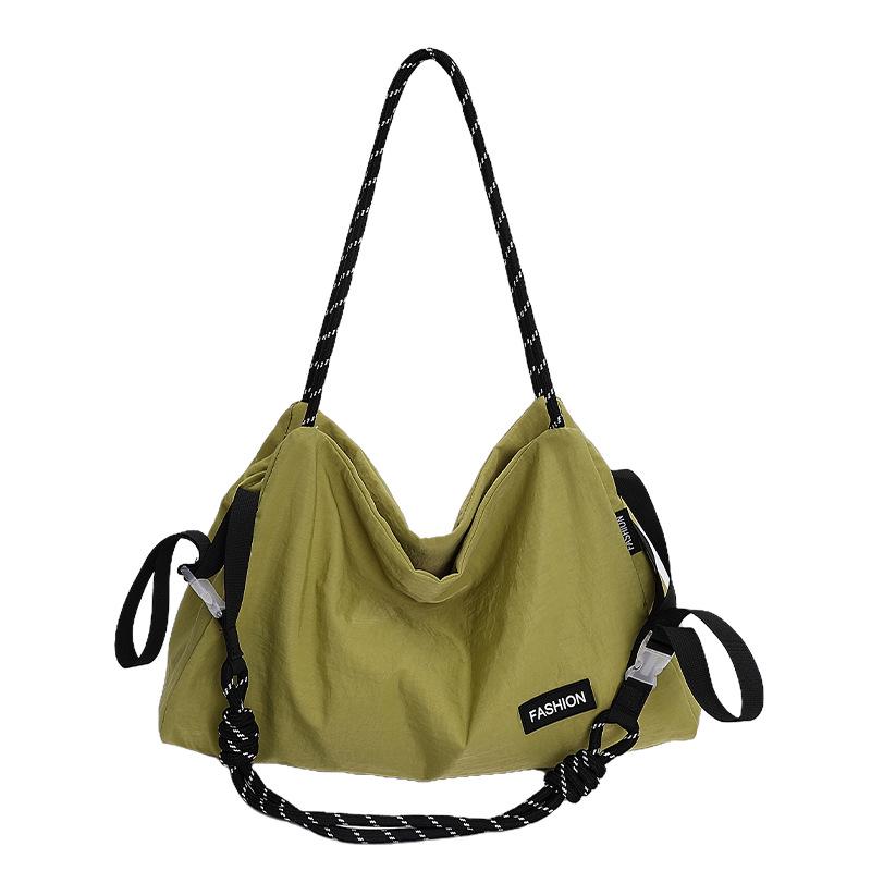 

Универсальная сумка через плечо: Большая вместимость, шикарный и милый литературный стиль для женских поездок на работу зелёный