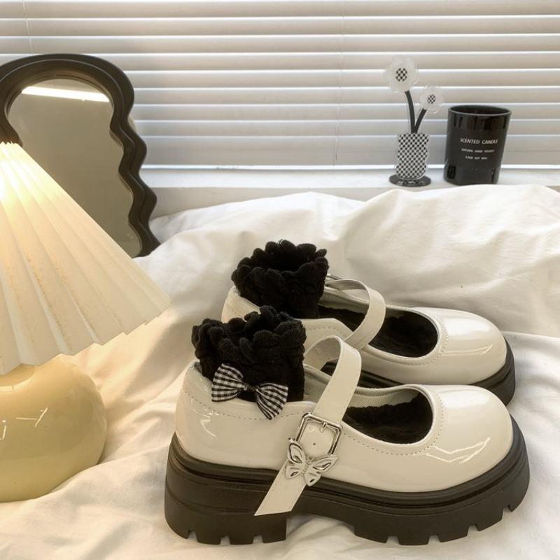 Round head thick sole small leather shoes women's spring new butterfly buckle single shoes student skirt