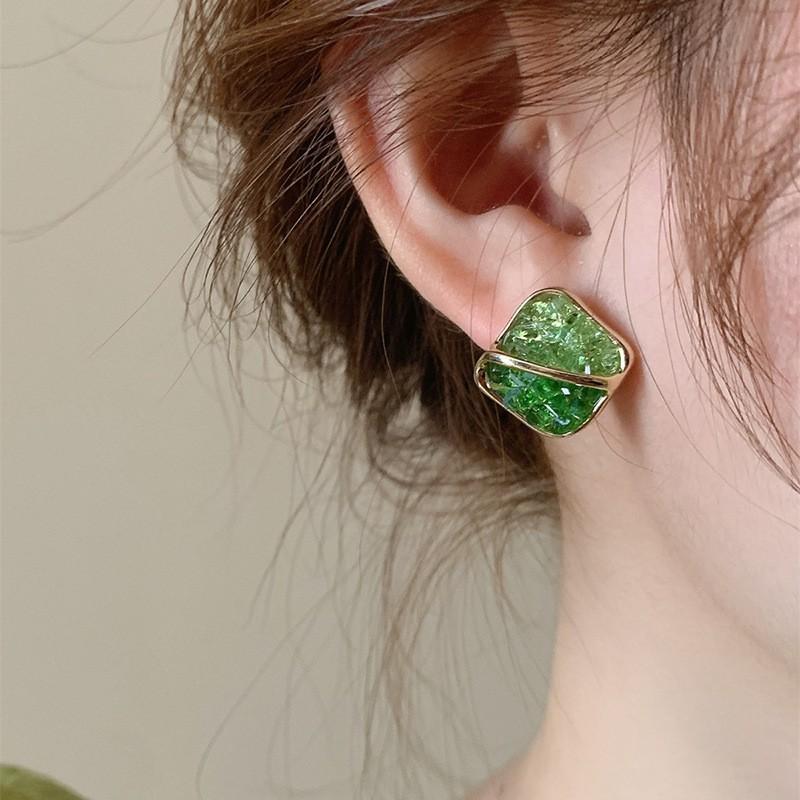 GemChic Women's Earrings Trendy Ear Stud Needle Gradient Imitation Gem High-Grade Earrings Exquisite Birthday Christmas Jewelry Gift