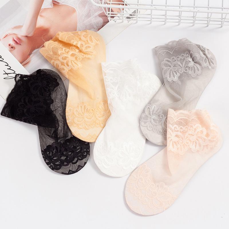 Spitzen-Söckchen für Damen: Baumwollunterteil, Unifarben, Mesh-Spitzendesign, Mittlere Wadenlänge, Schwarz, für Frühling/Sommer