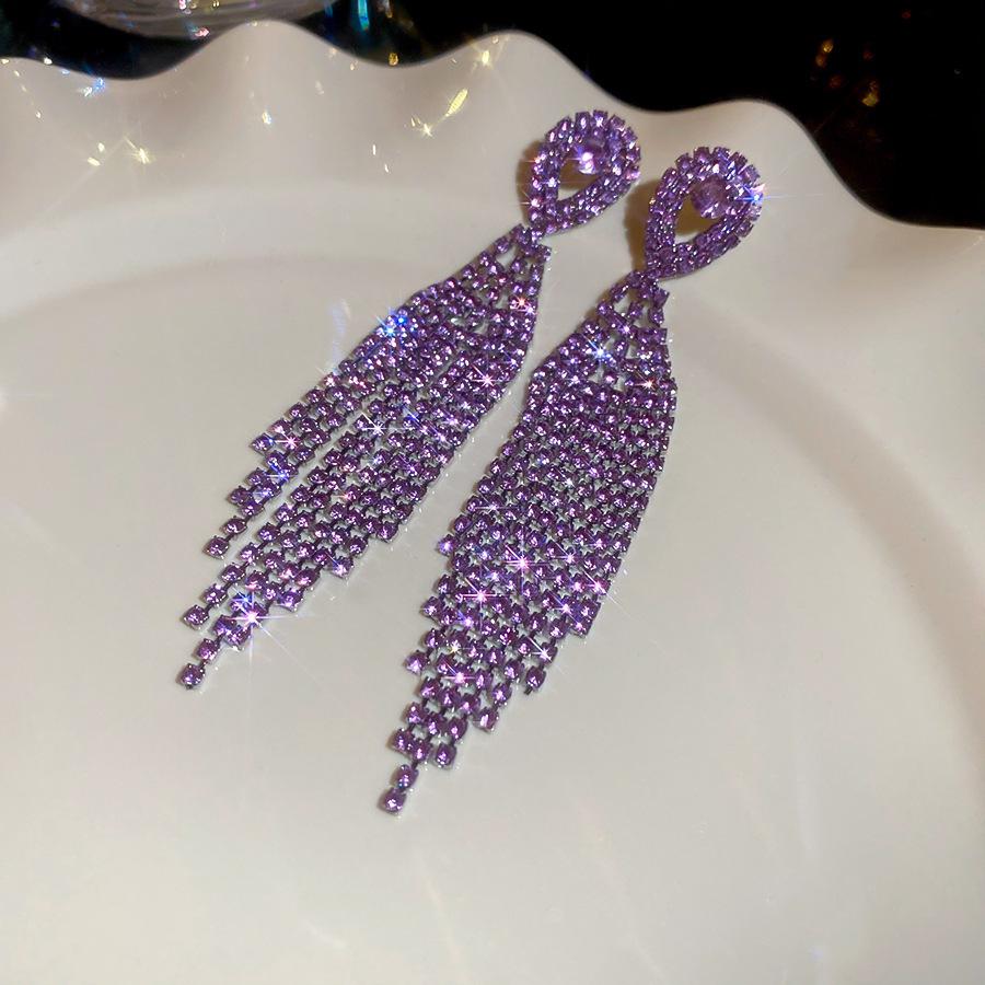 Silver Needle Court-Style Rhinestone Tassel Earrings: Elegant, High-End Light Luxury with a Fashionable, Exaggerated Design.