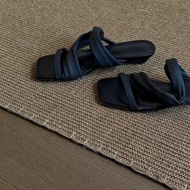 High-end Square Head Kinked Sandals, Summer Wear Low-heeled Soft-bottomed Pleated Design Lazy Slippers