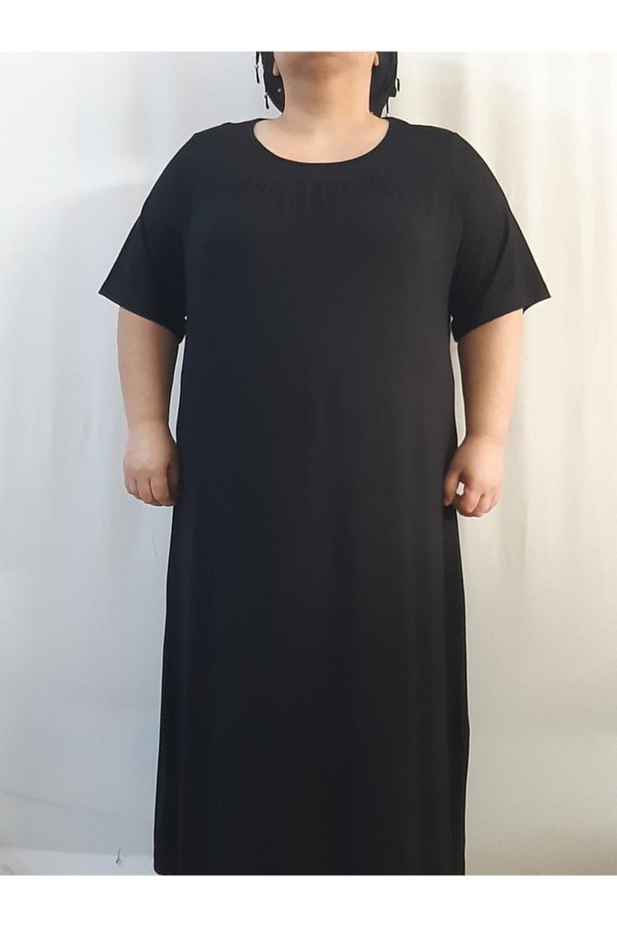 Damska Sukienka Duży Rozmiar Czarna Bawełna Czesana Wiskoza Czarna Sukienka z Marszczonym Przodem i Karczkiem z Tyłu