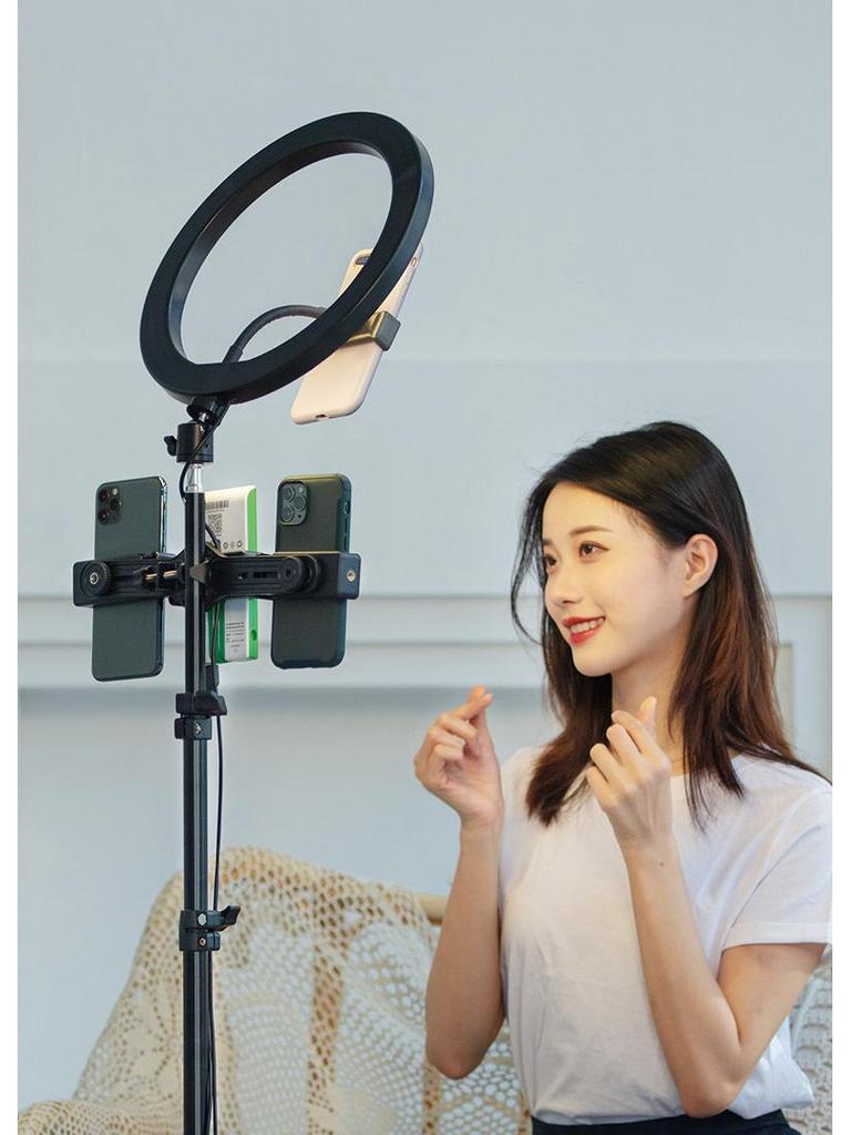 Multifunctional Floor-Standing Selfie Stick & Tripod with Universal Phone Holder for Live Broadcasts