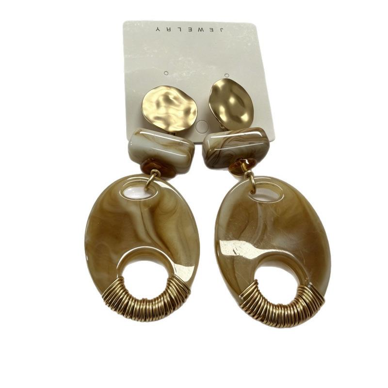 European and American personalized resin earrings women's geometric oval earrings retro light luxury high-end temperament stud earrings