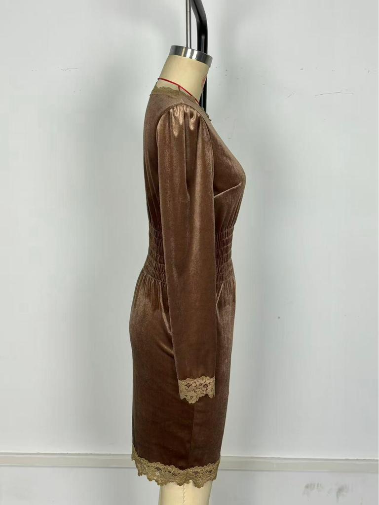 European & American Fashion Slim Fit Gold Velvet Waist-Cinching Lace Dress - Stylish Long-Sleeved Autumn/Winter 2025 Collection.