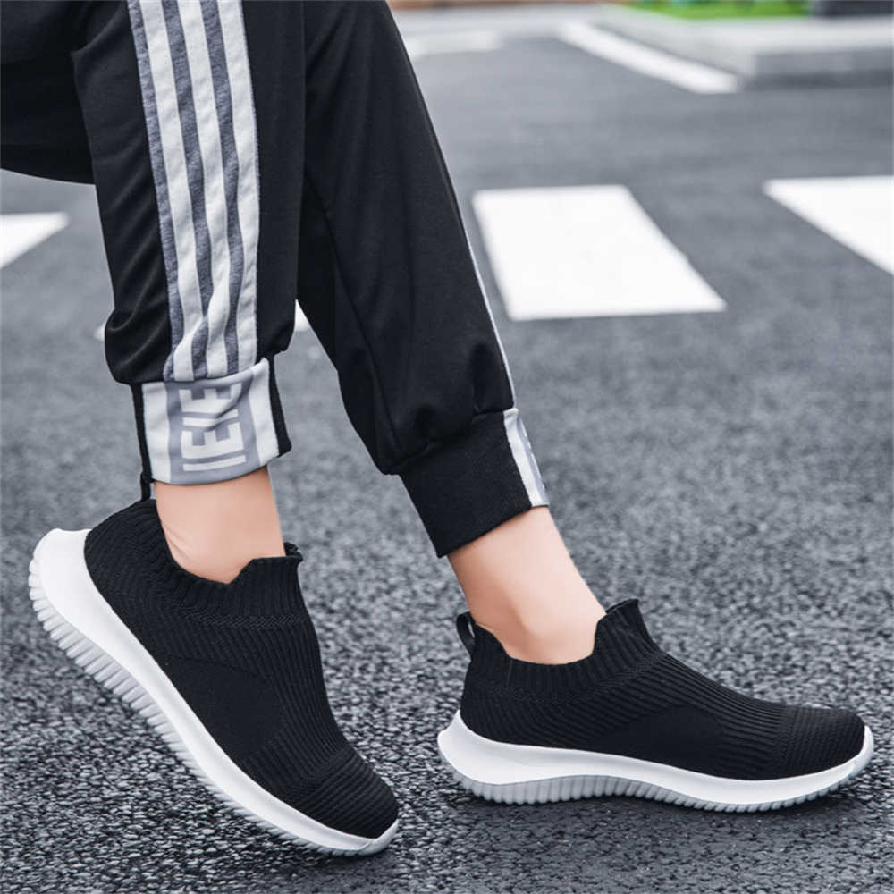 Fashion Knit Gray Men Red Shoes Woven Men's Trnis Men's Sneakers 45 Sport Runners 2025 Authentic Drop Shipping Leading Famous