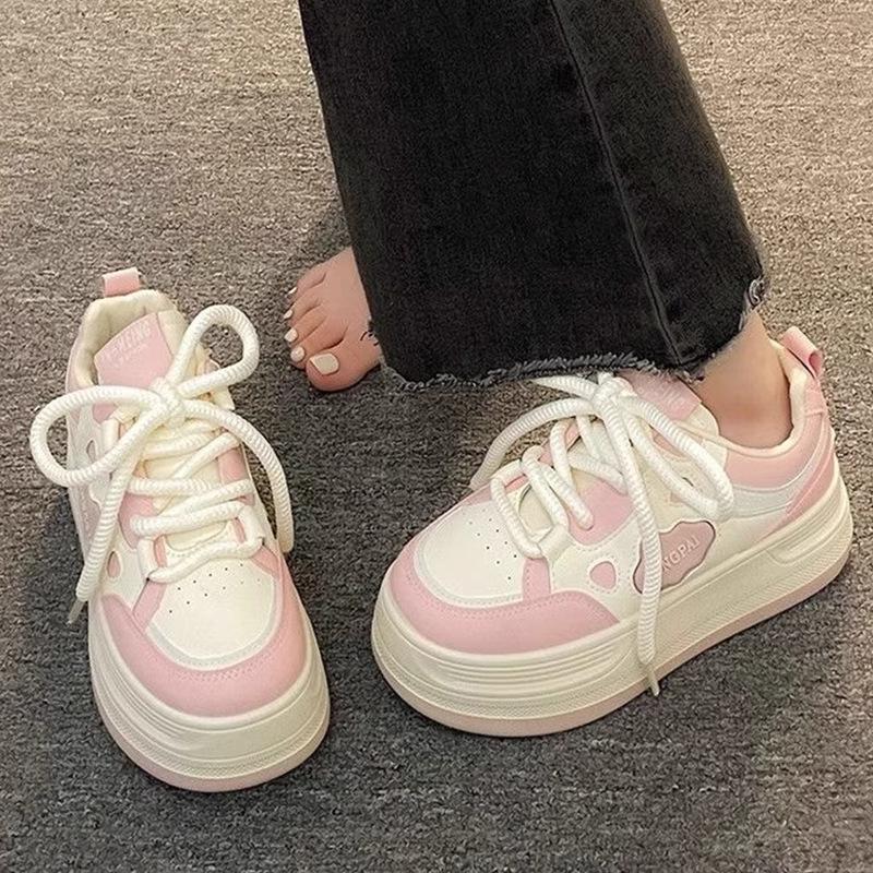 Kids' White Non-slip Lightweight Sneakers, Versatile for Spring & Autumn, Soft & Thick Sole Running Shoes for Boys & Girls.