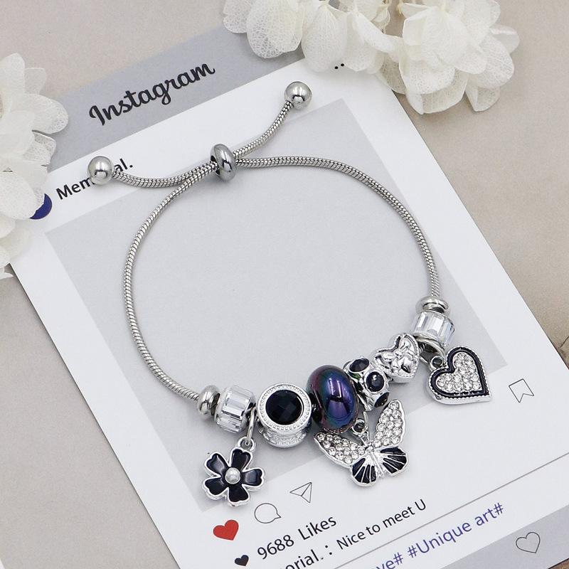 

Diamond Butterfly Beaded Bracelet Elegant Small Love Flower Bangle Jewelry Accessory with Pull Chain чорний