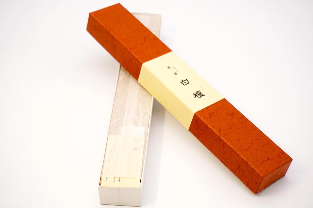 Dlouhá vůně santalového dřeva 90 g Obsahuje Spolehlivý Vyrobeno v Japonsku Přírodní vonná dřevěná surovina Založena ve 3. roce [Fuin Sandalwood] [Eirakuya Bunsei]