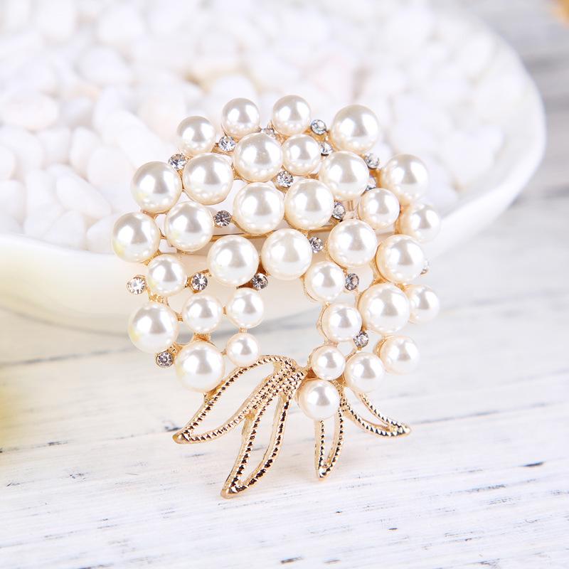 Fashion Versatile Pearl Brooches Clothing Accessories Popular Aesthetic Women's Pins Exquisite Hypoallergenic Luxury Enamel Brooch Long-Lasting Color