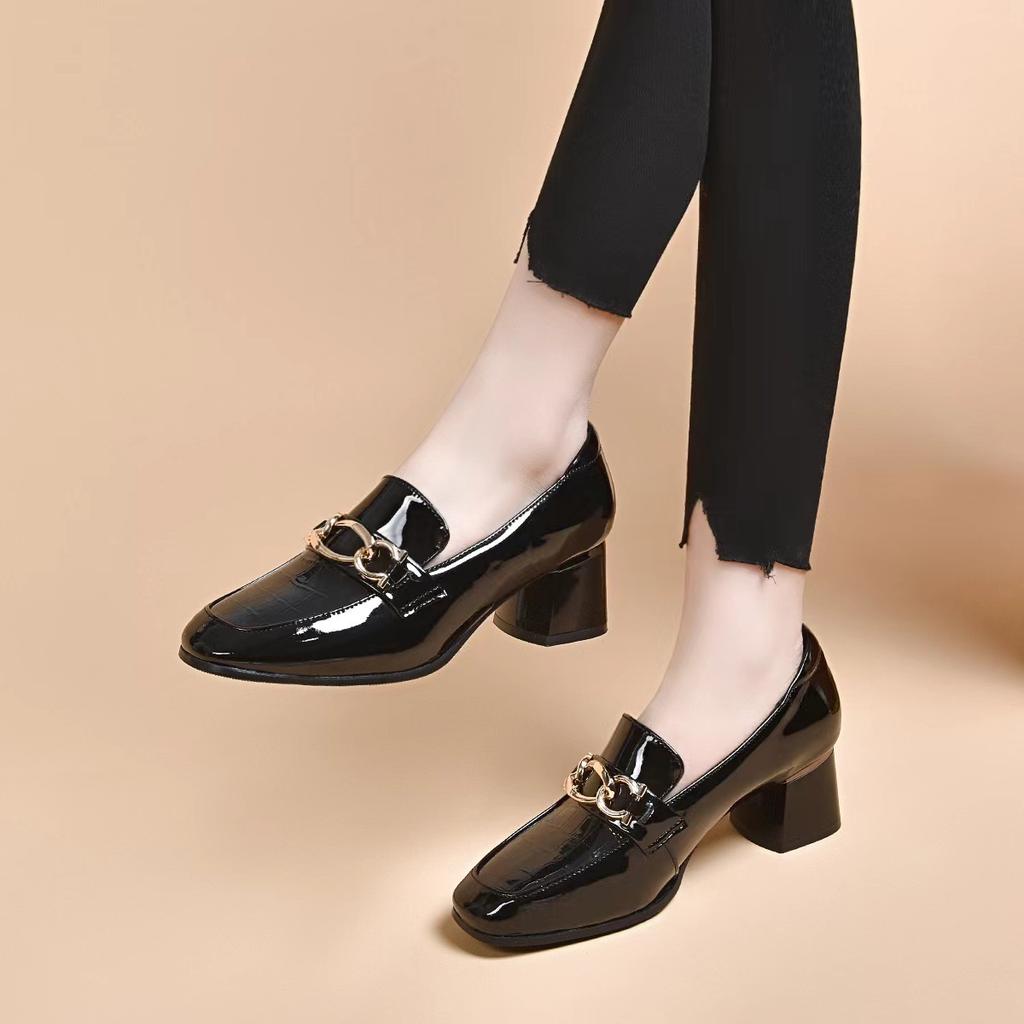 High Heels Women's Spring New Round Head Thick Heel Work Shoes Cow Patent Leather One Pedal Middle Heel Leather Shoes