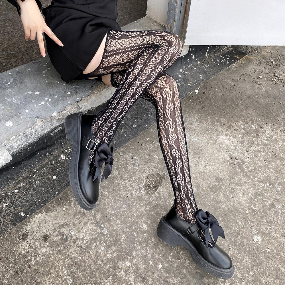1Piece Thin Pantyhose Women Women Sexy Lingerie Stockings Garter Belt Stripe Elastic Stockings Black Fishnet Stocking Thigh Shee