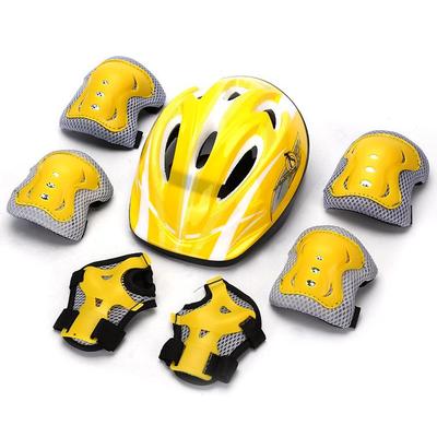 Dziecięcy siedmioczęściowy zestaw ochraniaczy: Kask, Nakolanniki do roweru biegowego, wrotek, deskorolki i twist-car.