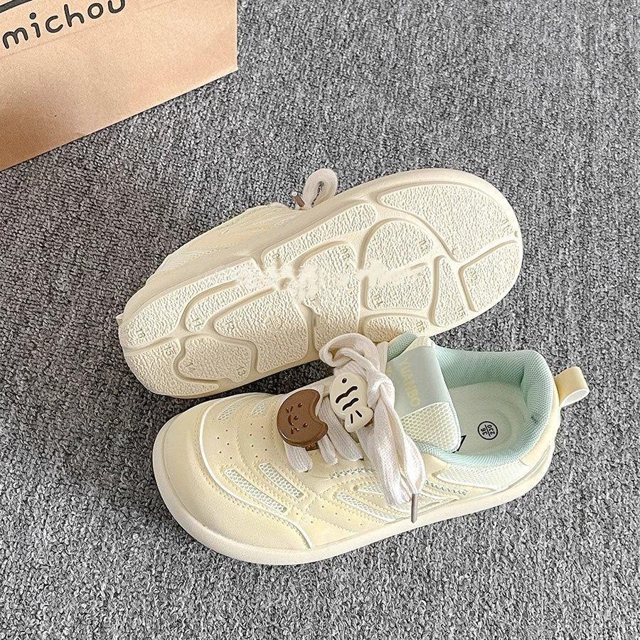 Spring new cute kitten one-pedal board shoes campus fashion platform white shoes big head women's shoes