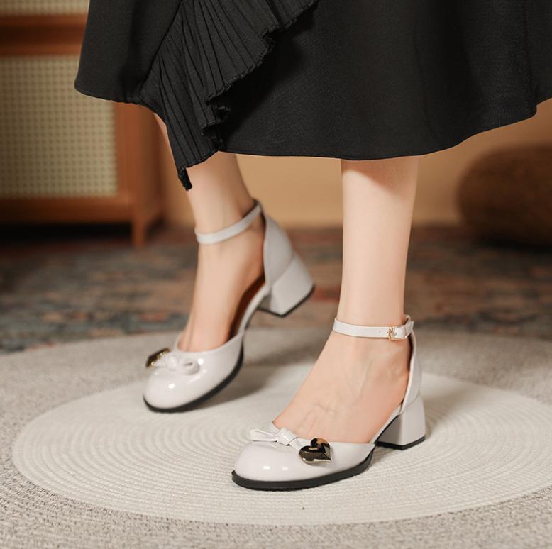 New Design Mary Jane Shoes Buckle Pumps Women Elegant Shallow Hollow Thick Heel Casual Shoes Ladies Office Party Leather Shoes