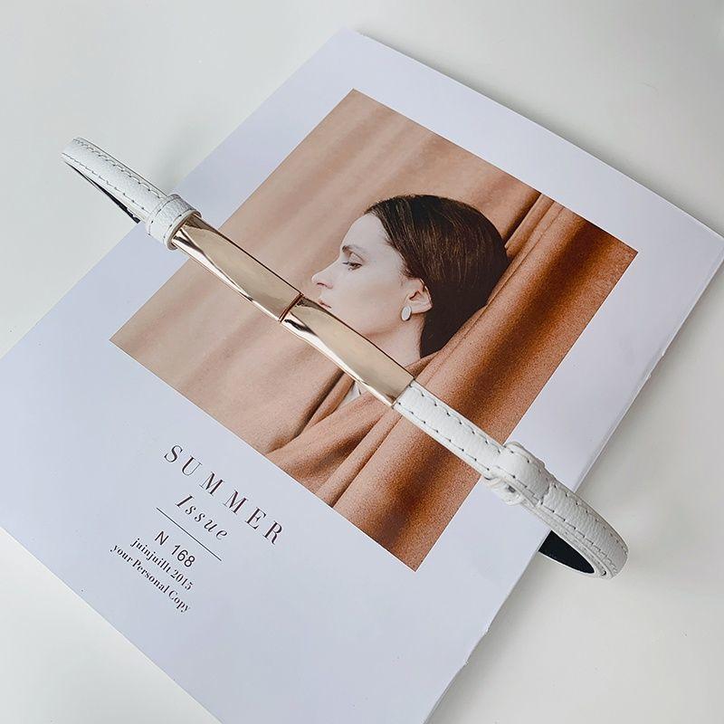 

Классический женский пояс на талию для пальто, платьев и свитеров в неподвластных времени черном, белом и белый