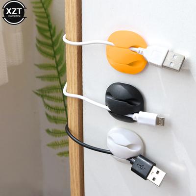 Accesorii pentru electronice – Clipsuri pentru fixare cabluri