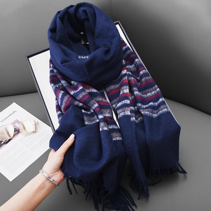 Xiaoxiangfeng Cashmere Fringed Scarf Women'S Japanese Small Fresh And Versatile Temperament Plaid Warm Shawl