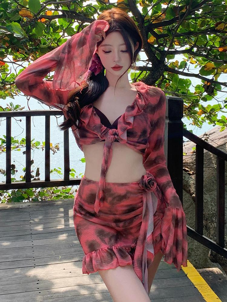 1011 New High-End Pure Desire Split Skirt Bikini Swimsuit for Women, Four-Piece Set To Conceal Figures, Slimming, and Soak In Hot Springs