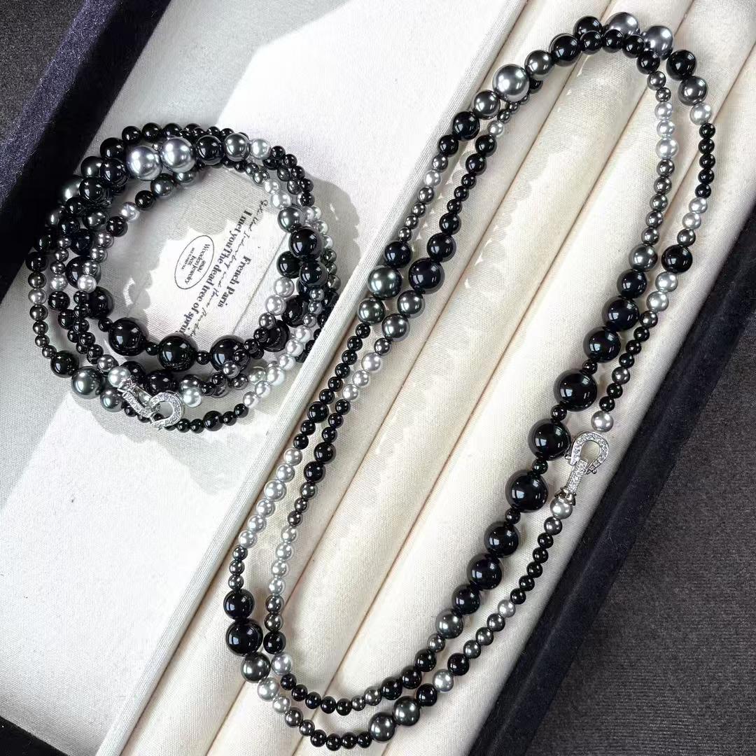 

Vintage Strong Light Black Gray High Quality Design Crystal Pearl Natural Black Agate Necklace Sweater Chain