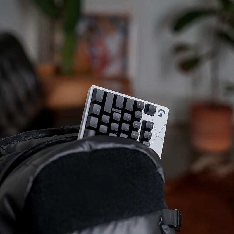 Logitech GPRO RGB Mechanical Gaming Keyboard