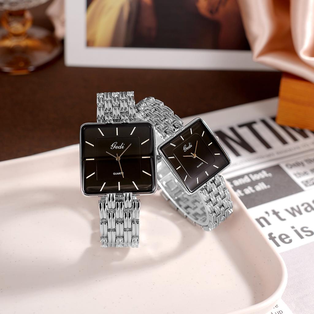 Montre Carrée Simple pour Couple Niche Haut de Gamme Ultra-Fine pour Femme Quartz Haute Valeur