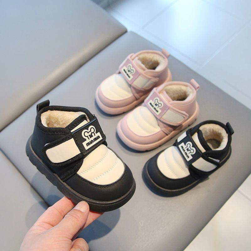 Kids' Cartoon Winter Snow Boots: Soft, Non-Slip, Fleece-Lined Shoes for 1-3 Year Olds.