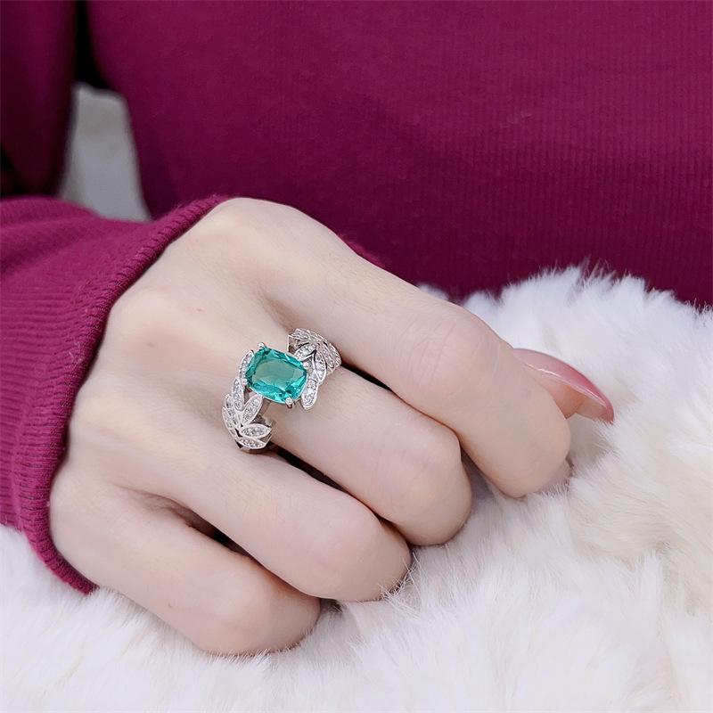 European Vintage Emerald Luxury Ring for Women - Adjustable, Versatile, Perfect for Gifting Adjustable Open Band