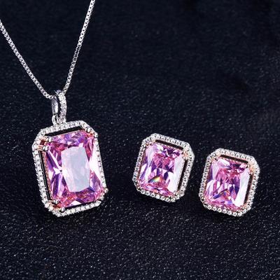 Colar Retangular de Zircônia de Temperamento de Princesa de Luxo de Alta Qualidade Cravejado com Anel Tesouro Colorido Brincos de Diamante Quadrado